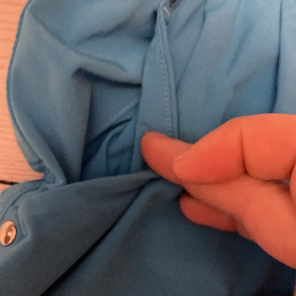 Lululemon Spring Break Away Short kayak blue size 2 - Picture 2 of 7